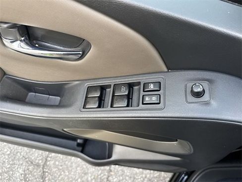 Used 2022 Nissan Frontier SV image 27