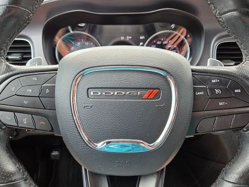 Used 2019 Dodge Charger Scat Pack RWD image 36