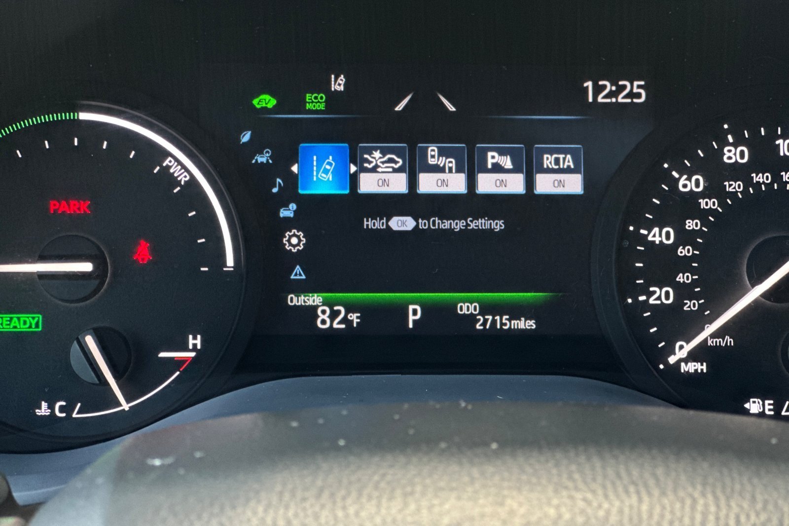 Certified 2026 Toyota Sienna XLE FWD image 26