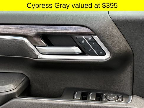 Used 2025 Chevrolet Silverado 1500 LTZ AWD/4WD image 5
