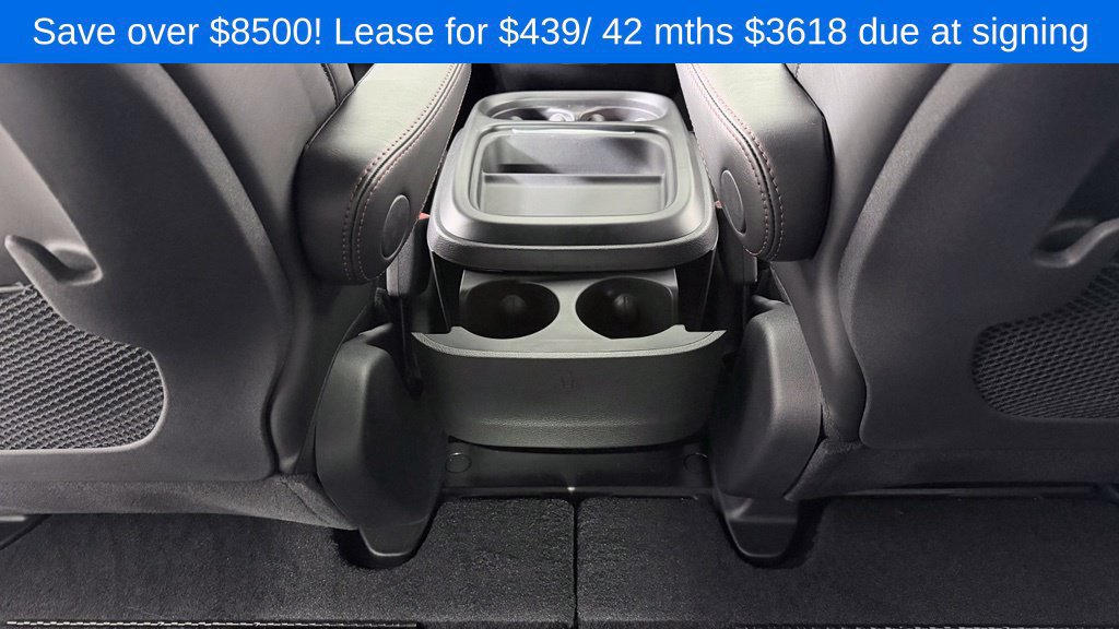 New 2027 Chrysler Pacifica Select AWD/4WD image 27