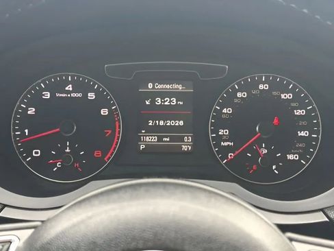 Used 2017 Audi Q3 2.0T Prestige w/ Prestige Package image 28