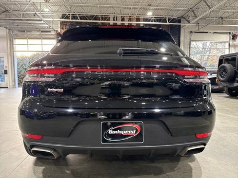 Used 2021 Porsche Macan image 41