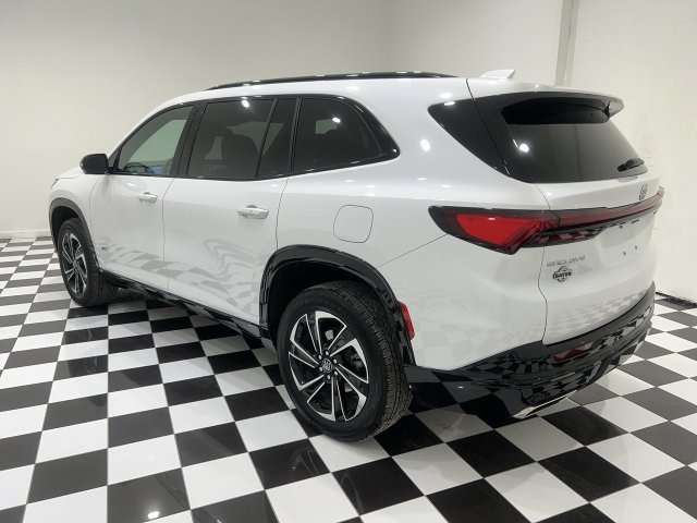 Certified 2025 Buick Enclave Sport Touring w/ Power Package FWD image 3