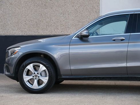 Used 2018 Mercedes-Benz GLC 300 image 6