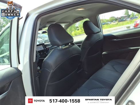 Used 2024 Toyota Camry SE AWD/4WD image 11