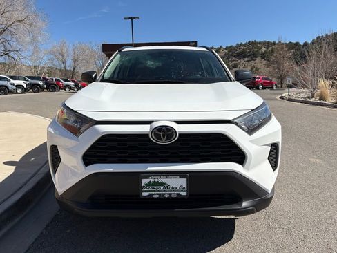 Used 2020 Toyota RAV4 LE image 12