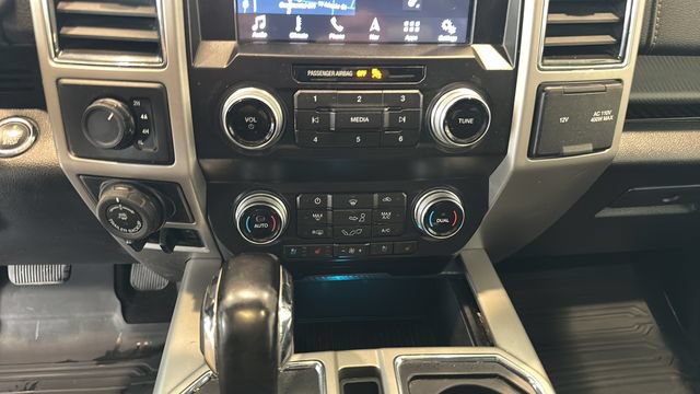 Used 2019 Ford F150 Lariat w/ Equipment Group 502A Luxury AWD/4WD image 13