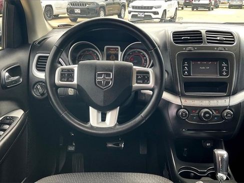 Used 2018 Dodge Journey SXT w/ Connectivity Group image 5