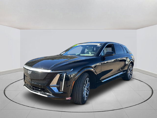 Certified 2024 Cadillac Lyriq Luxury AWD/4WD image 10