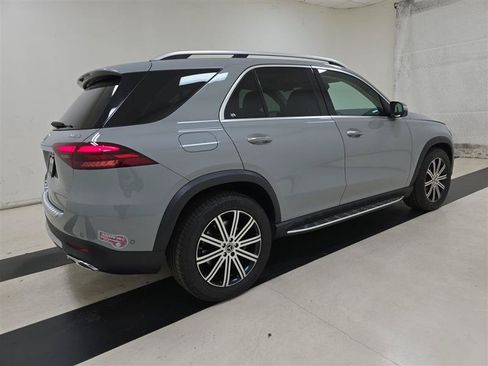 Used 2024 Mercedes-Benz GLE 450e 4MATIC w/ Driver Assistance Package image 4