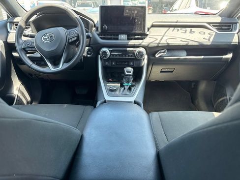 Used 2023 Toyota RAV4 SE w/ Convenience Package AWD/4WD image 14