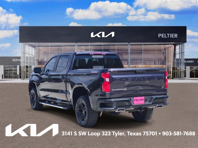 Used 2024 Chevrolet Silverado 1500 LT Trail Boss w/ LT Trail Boss Premium Package AWD/4WD image 4