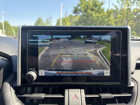 Used 2025 Toyota RAV4 LE FWD image 25