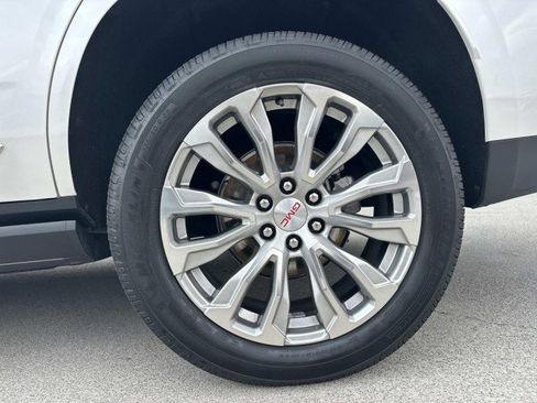 Used 2022 GMC Yukon Denali w/ Denali Premium Package image 19