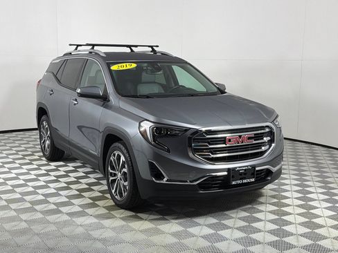Used 2019 GMC Terrain SLT w/ Preferred Package AWD/4WD image 3