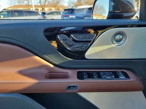 New 2026 Lincoln Aviator Reserve image 18