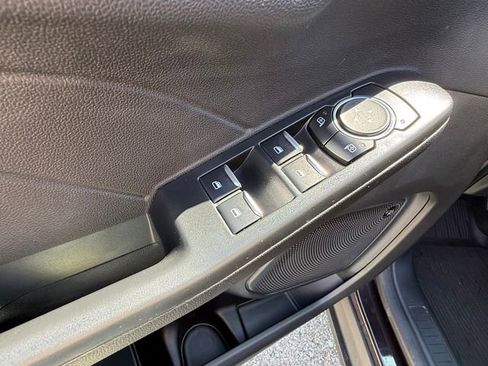 Used 2023 Ford Escape Active w/ Tech Pack #2 AWD/4WD image 11