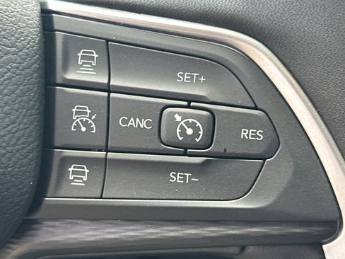 New 2026 Jeep Grand Cherokee Laredo X AWD/4WD image 20
