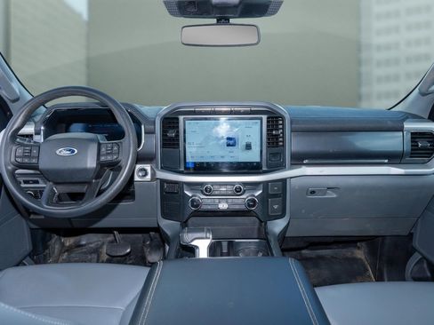 Used 2022 Ford F150 Lightning Pro image 19