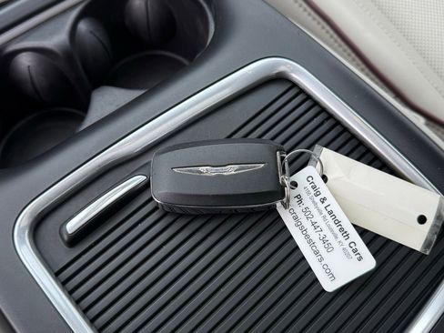 Used 2020 Chrysler Pacifica Limited image 64