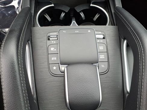 Used 2022 Mercedes-Benz GLE 350 4MATIC image 29