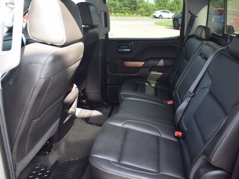 Used 2018 Chevrolet Silverado 1500 LTZ w/ LTZ Plus Package RWD image 10