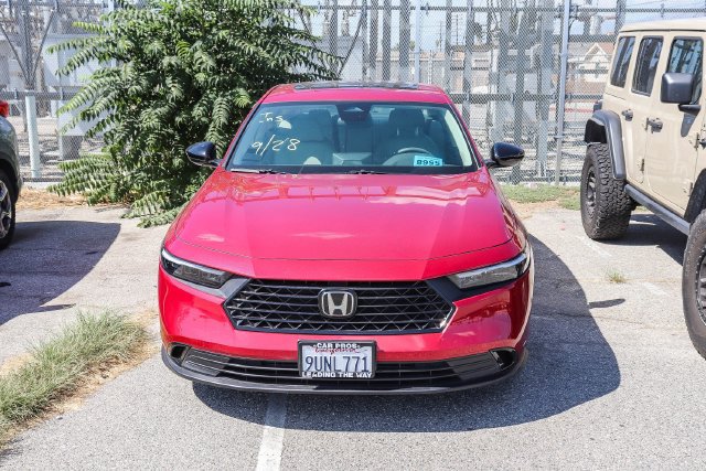Used 2025 Honda Accord SE image 3