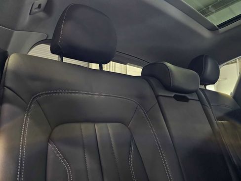 Used 2023 Audi Q5 2.0T Premium w/ Convenience Package image 13