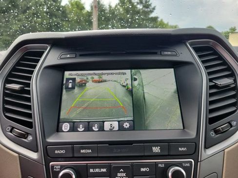 Used 2018 Hyundai Santa Fe Sport w/ 2.0T Ultimate Tech Package 05 FWD image 24