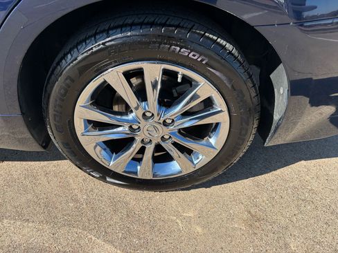 Used 2013 Lexus ES 300h image 9