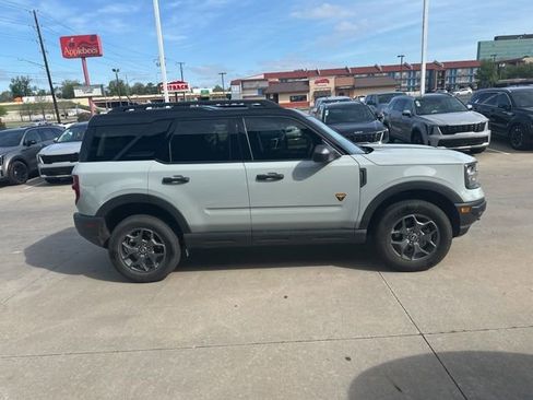 Used 2022 Ford Bronco Sport Badlands image 6