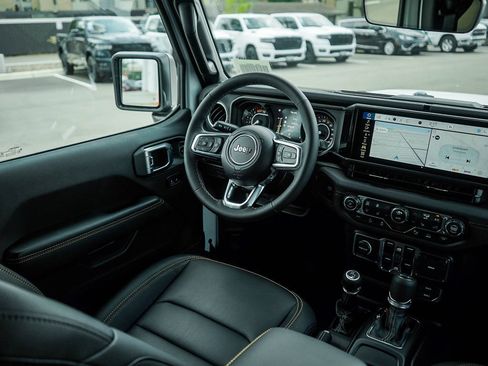 New 2026 Jeep Wrangler Unlimited Sahara AWD/4WD image 14