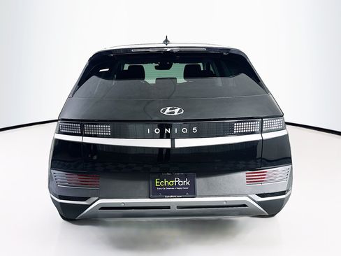 Used 2024 Hyundai Ioniq 5 SEL RWD image 7