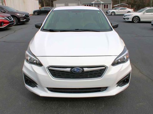 Used 2019 Subaru Impreza 2.0i w/ Eyesight image 3