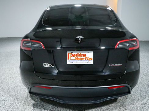 Used 2022 Tesla Model Y Performance AWD/4WD image 8