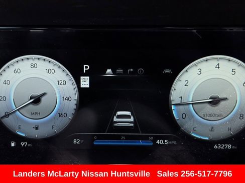 Used 2024 Hyundai Elantra SEL image 27