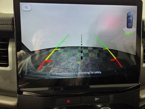 Used 2023 Ford Expedition Max XLT image 13