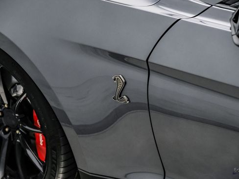 Used 2021 Ford Mustang Shelby GT500 w/ Technology Package image 39