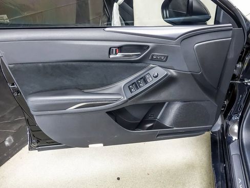 Certified 2022 Toyota Avalon Touring image 24