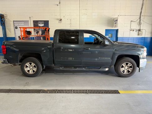 Used 2018 Chevrolet Silverado 1500 LT w/ All Star Edition image 5
