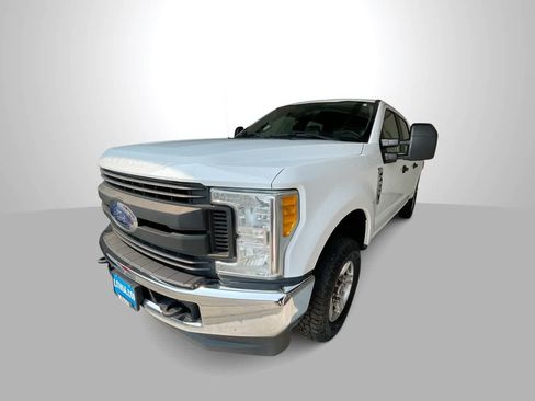 Used 2017 Ford F350 XL AWD/4WD image 4