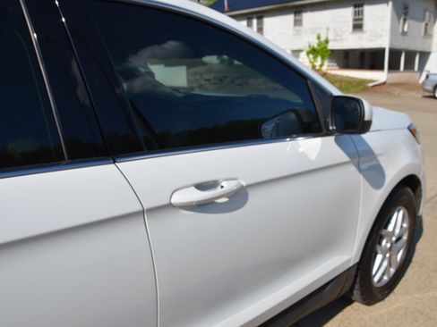 Used 2022 Ford Edge SEL w/ Convenience Package AWD/4WD image 25