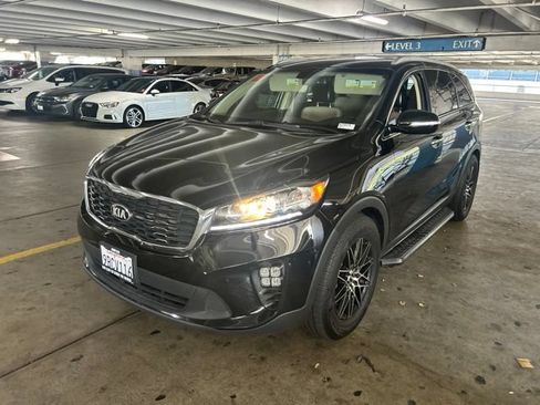 Used 2019 Kia Sorento FWD V6 w/ LX V6 Convenience Package image 5
