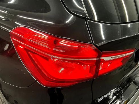 Used 2019 BMW X1 sDrive28i w/ Convenience Package FWD image 28