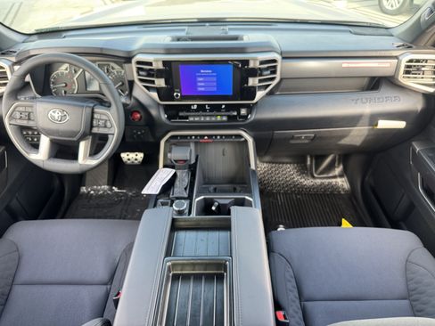 New 2026 Toyota Tundra SR5 AWD/4WD image 4