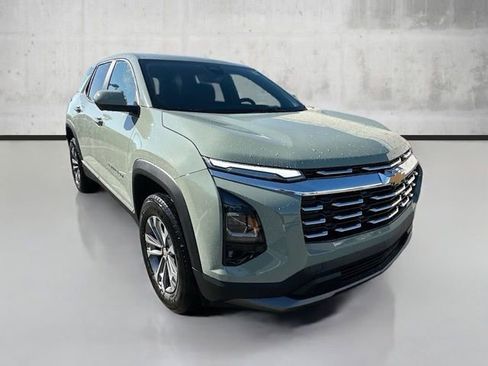 New 2026 Chevrolet Equinox LT w/ Convenience Package II image 3