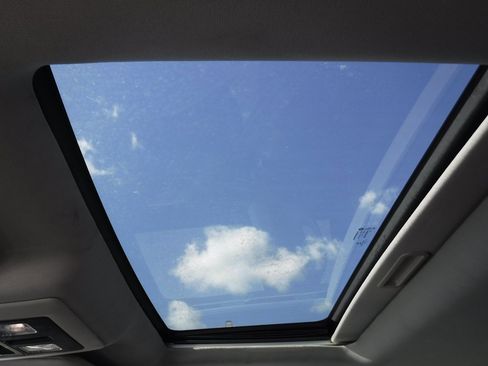 Used 2015 RAM 2500 Power Wagon Laramie image 17