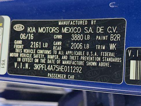 Used 2017 Kia Forte S w/ S Technology Package FWD image 12