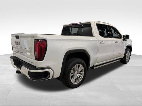 Used 2023 GMC Sierra 1500 Denali AWD/4WD image 7